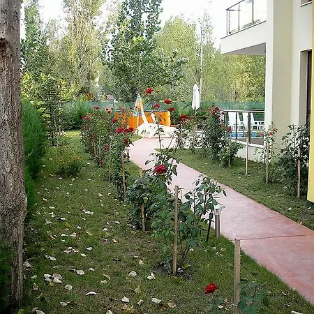 Aven House Апартамент